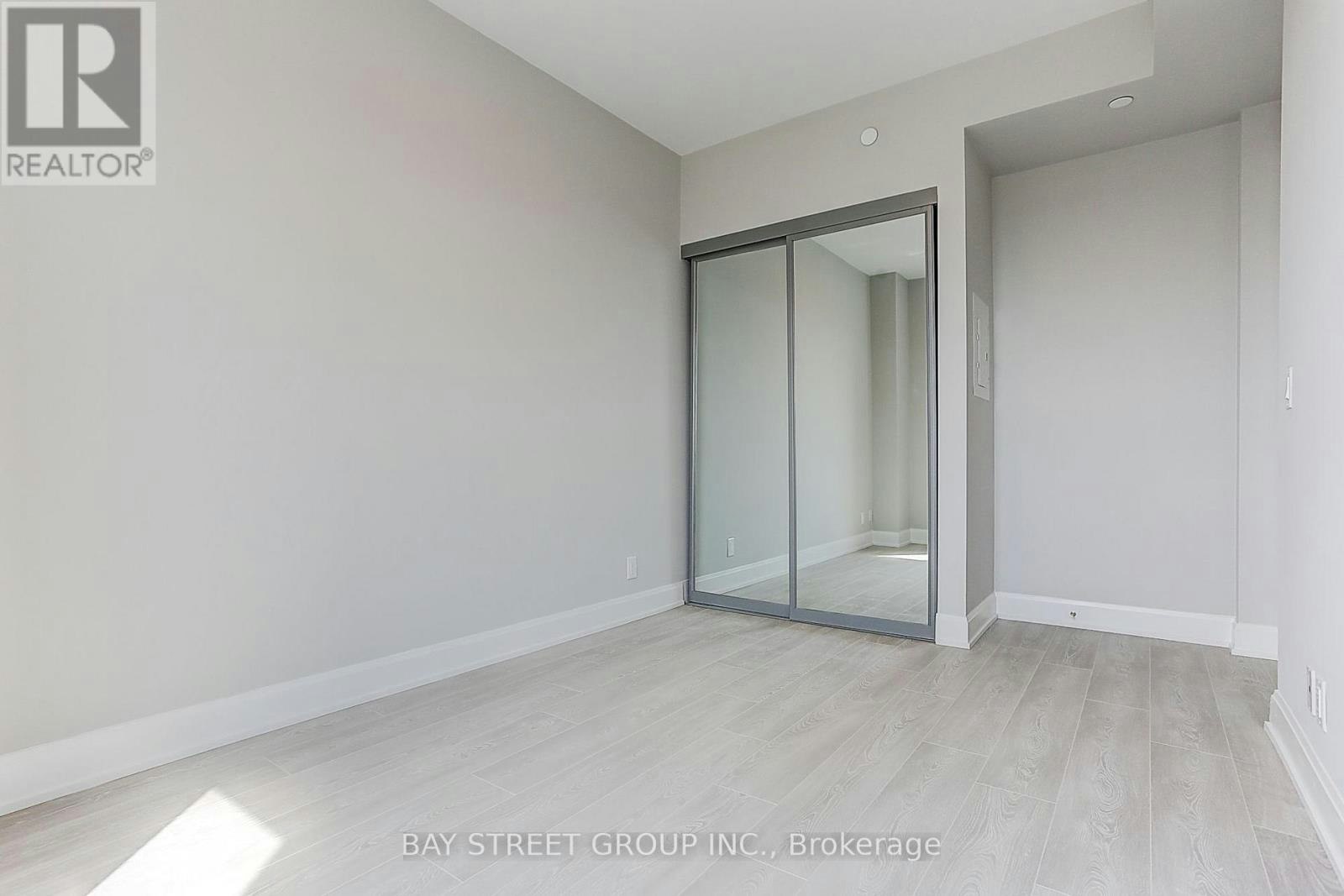 3103-8 Water Walk Drive, Markham, ON, L3R 6L4 - 20