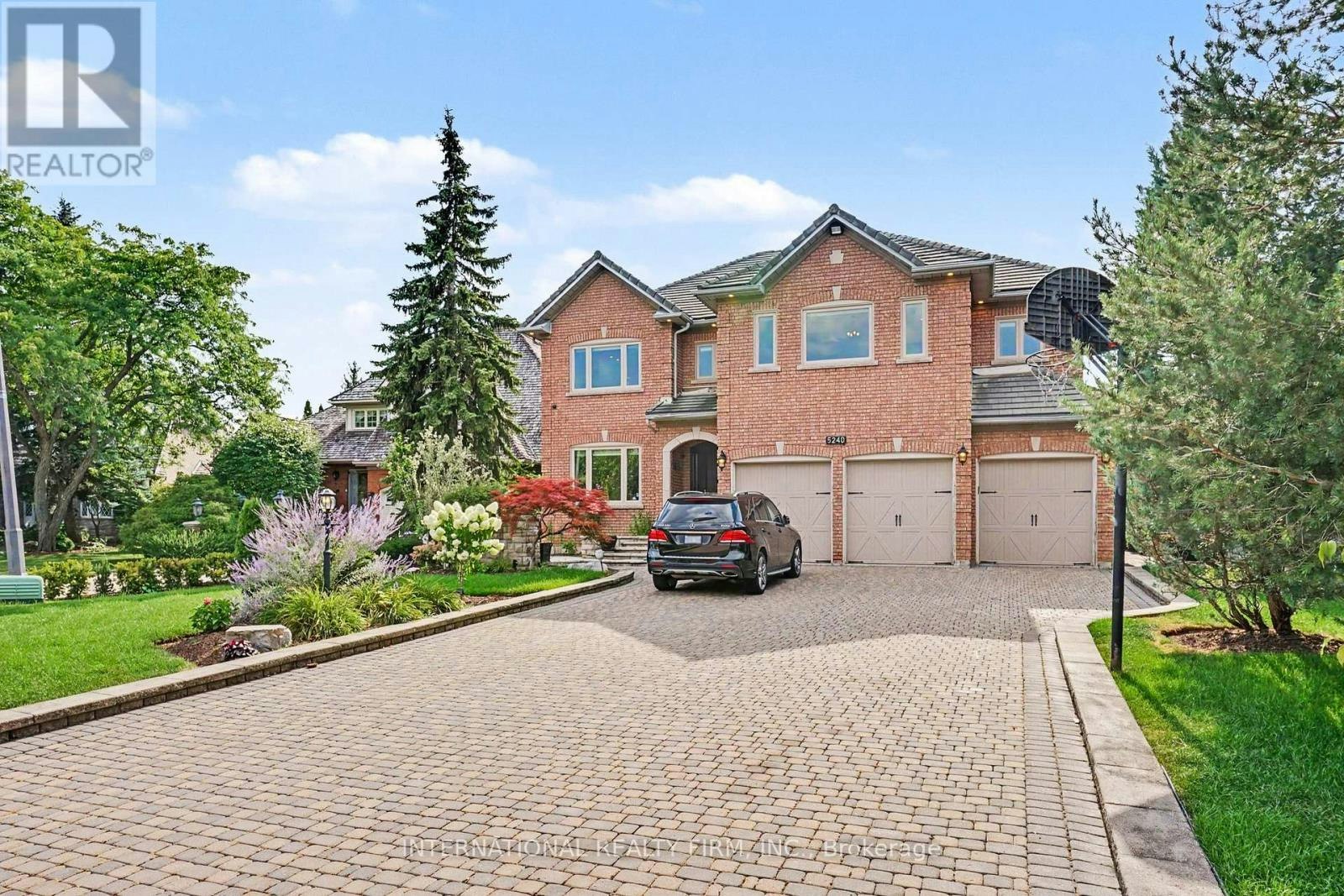 5240 Elmridge Drive, Mississauga, ON, L5M 5A4