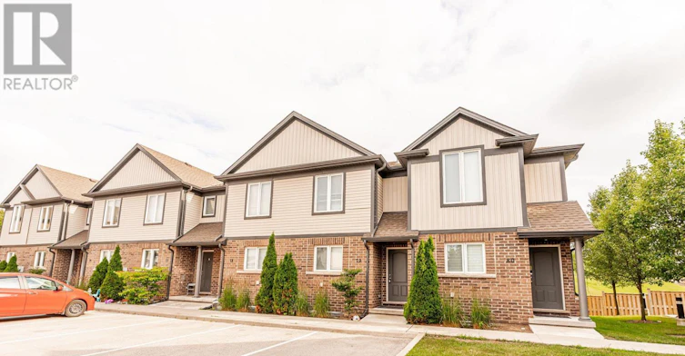 79-7768 Ascott Circle, Niagara Falls, ON, L2H 3P9 - 3