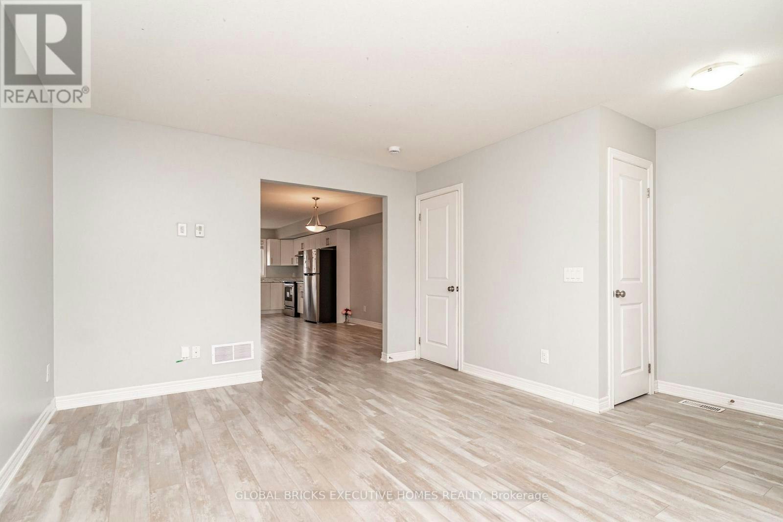 79-7768 Ascott Circle, Niagara Falls, ON, L2H 3P9 - 9