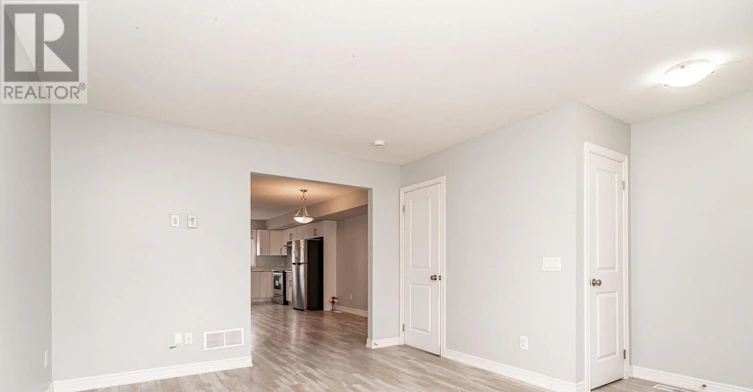 79-7768 Ascott Circle, Niagara Falls, ON, L2H 3P9 - 9