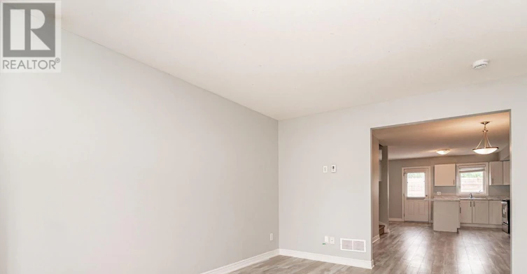 79-7768 Ascott Circle, Niagara Falls, ON, L2H 3P9 - 8
