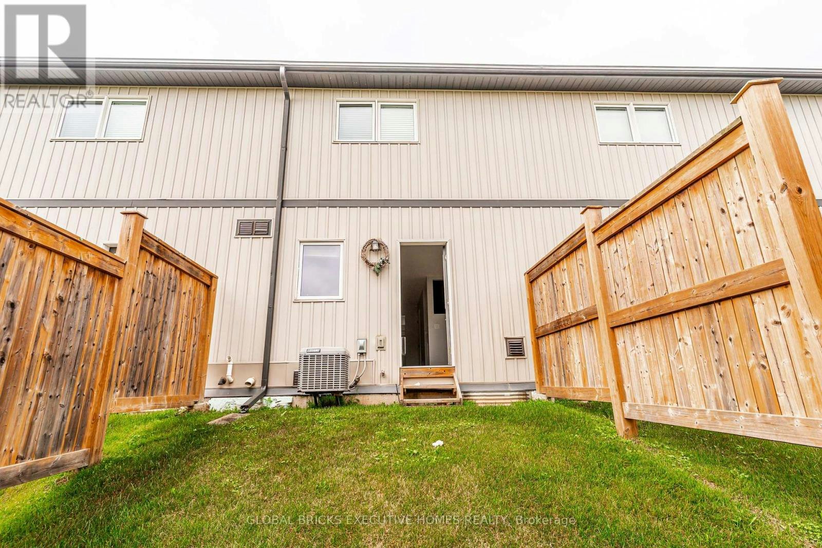 79-7768 Ascott Circle, Niagara Falls, ON, L2H 3P9 - 36