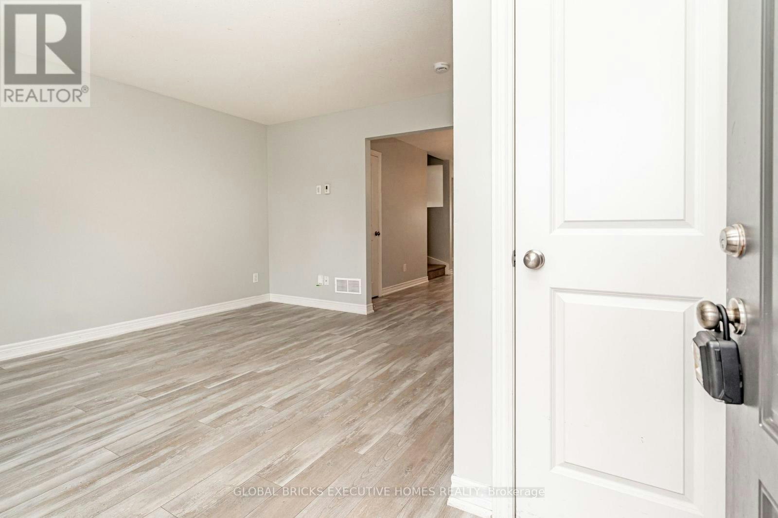 79-7768 Ascott Circle, Niagara Falls, ON, L2H 3P9 - 6