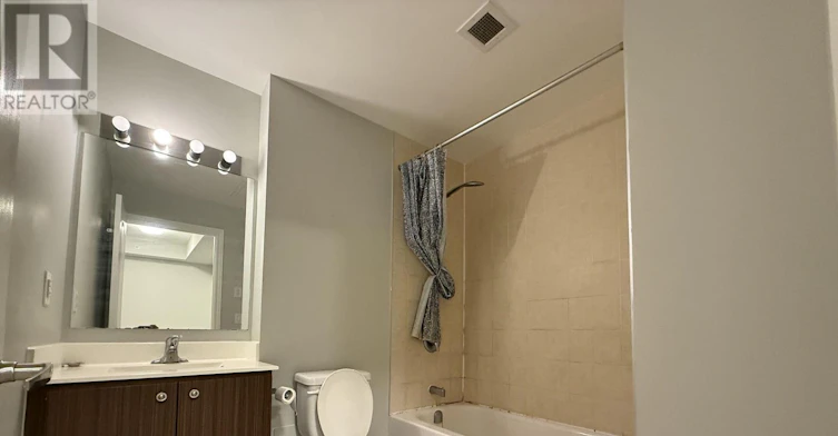 228-8323 Kennedy Road, Markham, ON, L3R 5W7 - 4