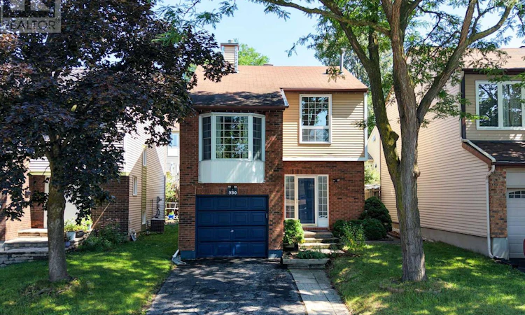 930 Alenmede Crescent
