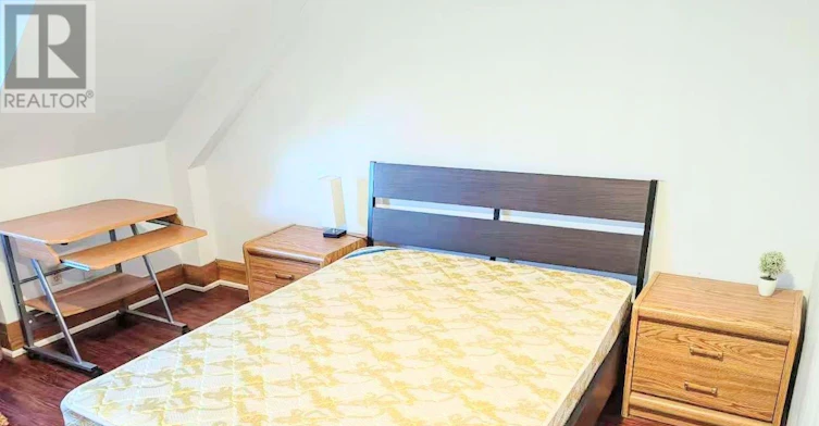 UPPER 2-92 Pembroke Street, Toronto, ON, M5A 2N8