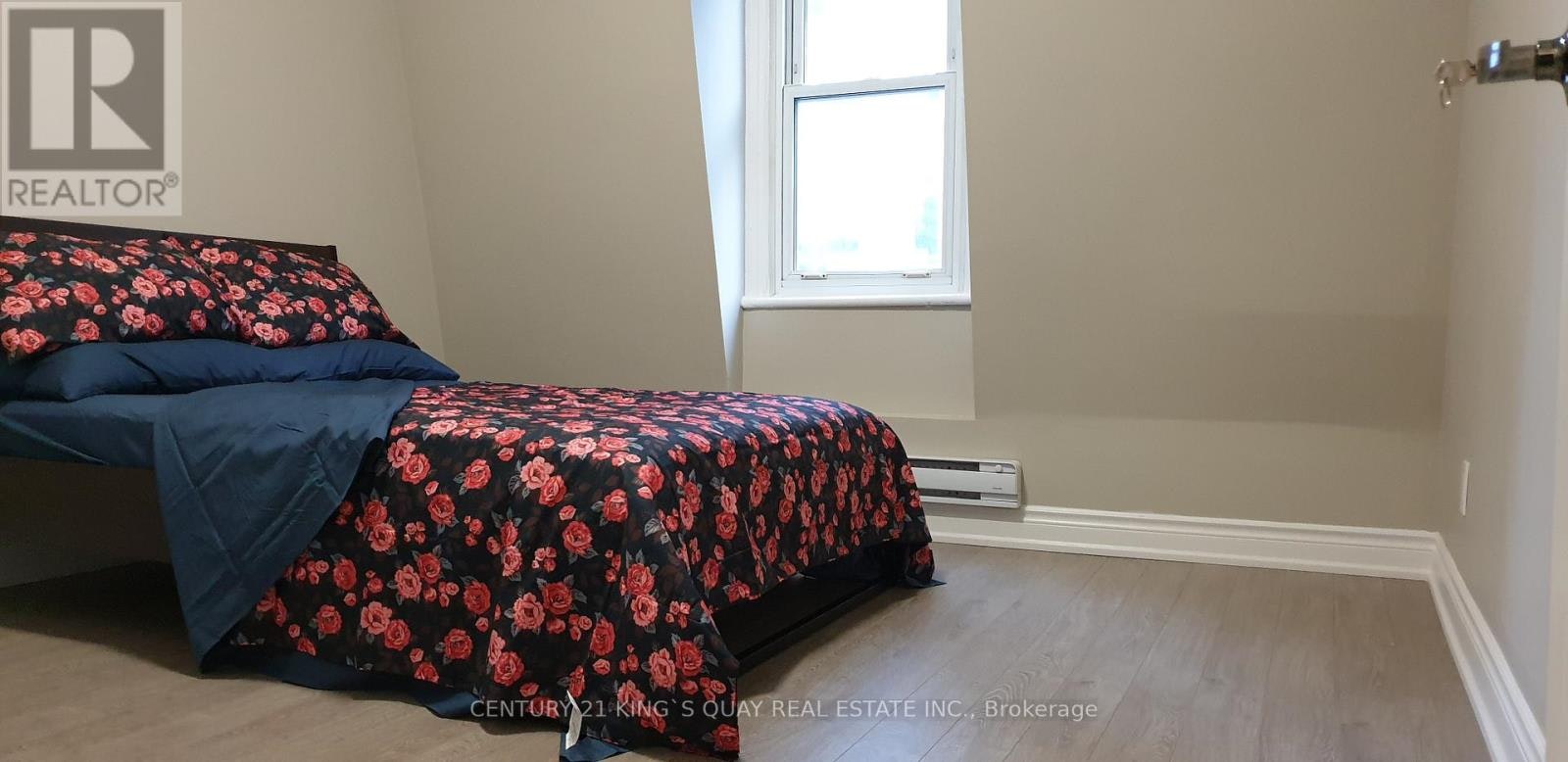 UL-626 Yonge Street, Toronto, ON, M4Y 1Z8 - 9