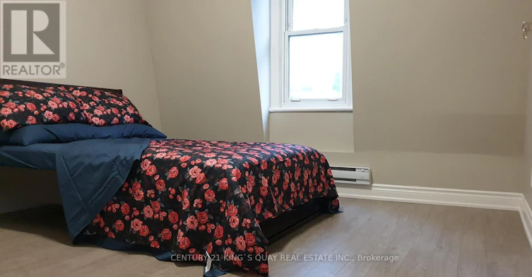 UL-626 Yonge Street, Toronto, ON, M4Y 1Z8 - 9