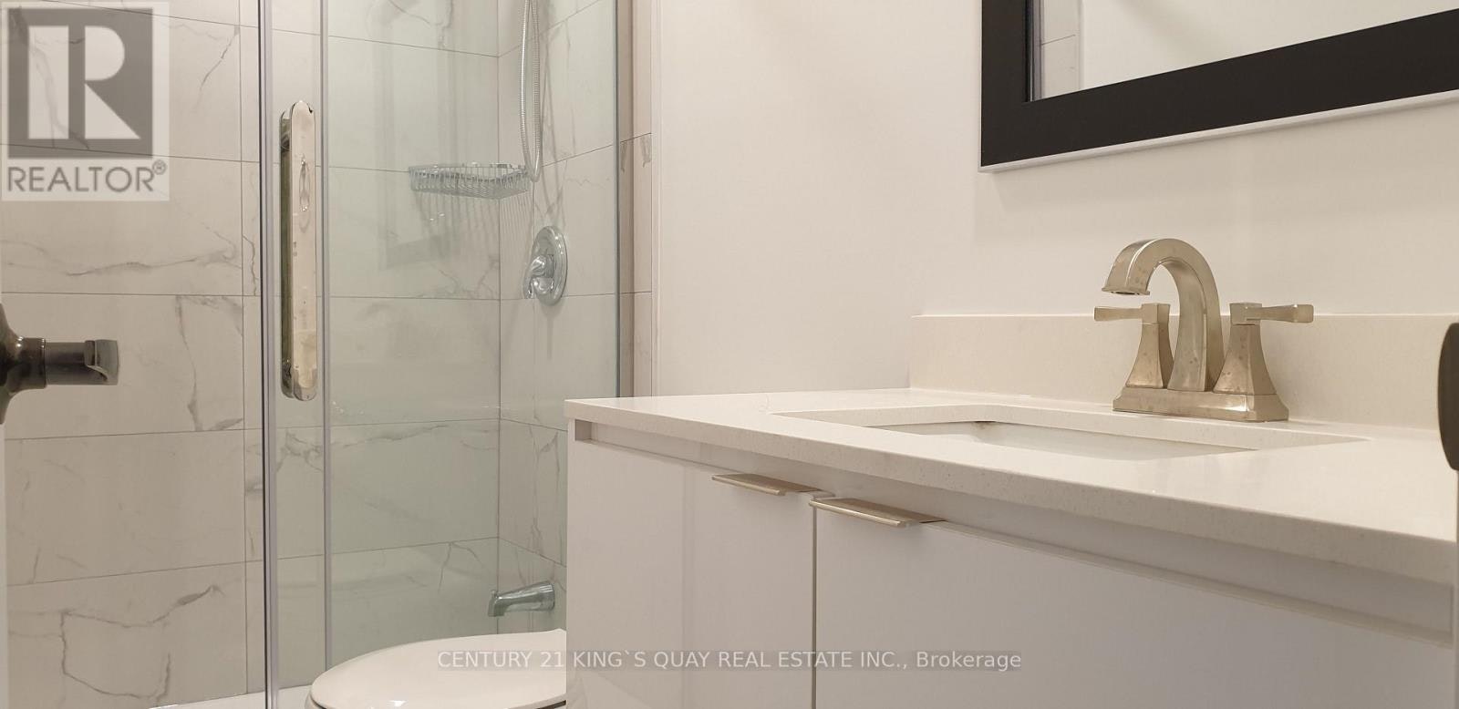 UL-626 Yonge Street, Toronto, ON, M4Y 1Z8 - 10