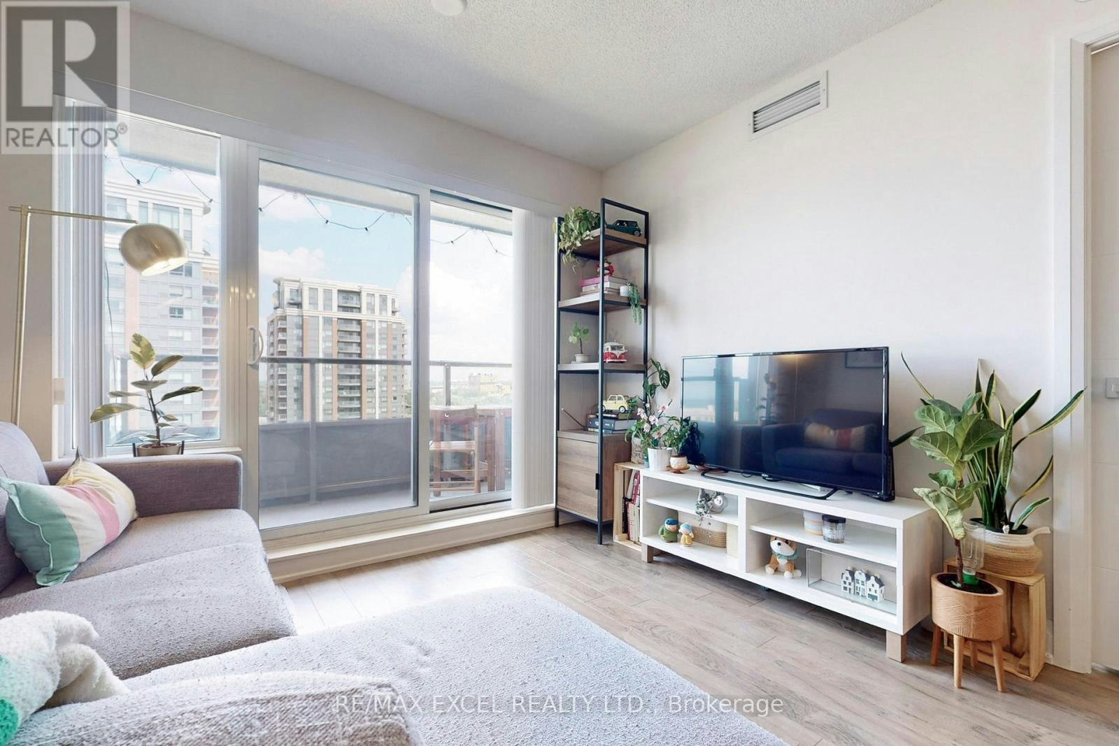 1603-18 Uptown Drive, Markham, ON, L3R 5M5 - 8