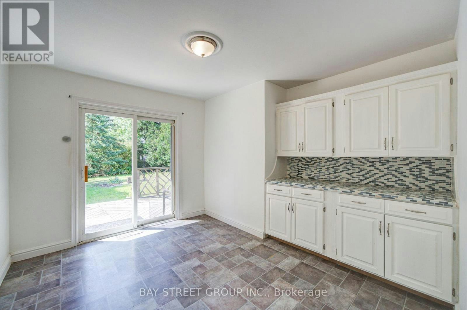 1421 Old Green Lane E, East Gwillimbury, ON, L9N 0L7 - 24