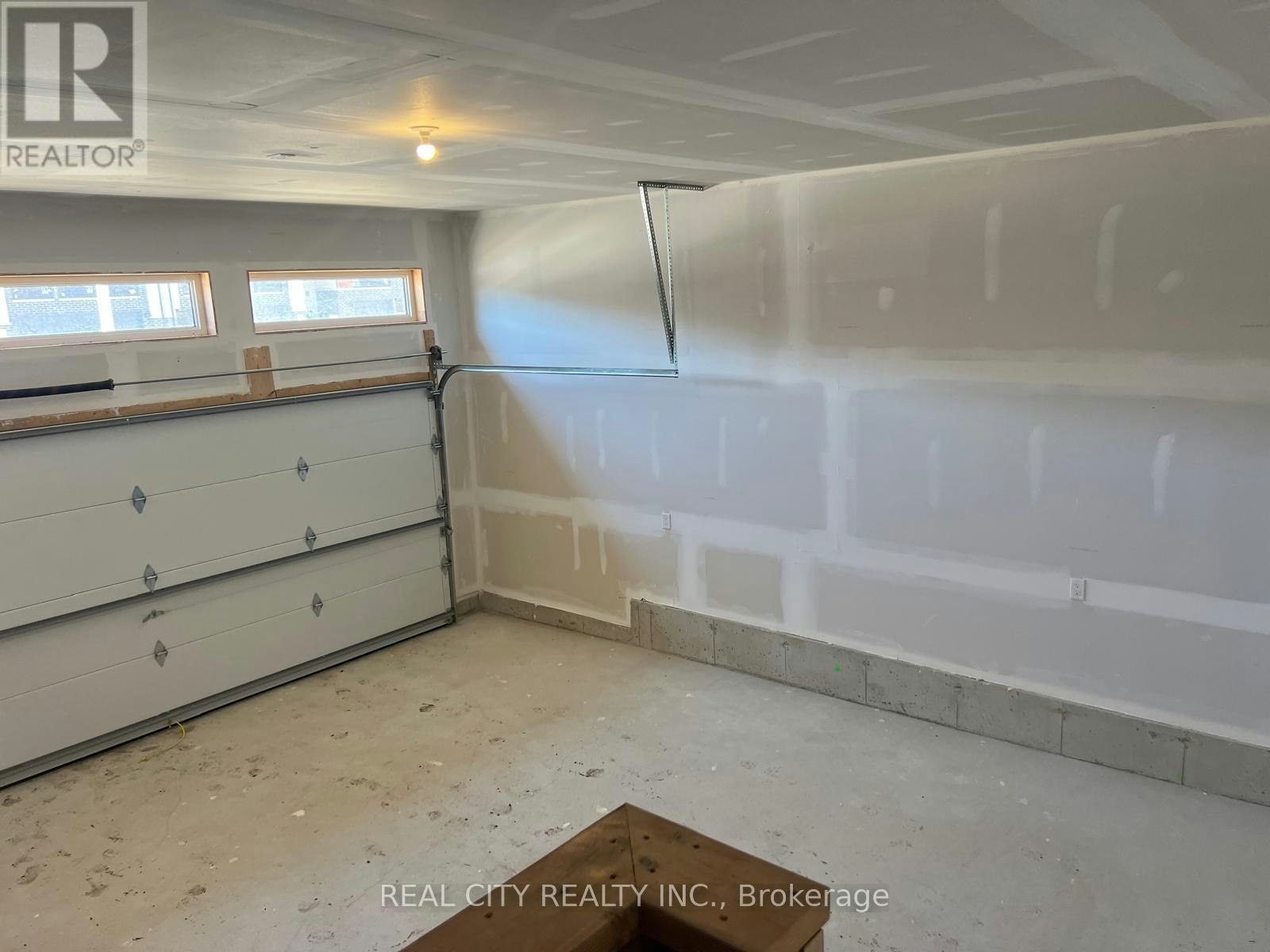 3047 Sandy Acres Avenue, Severn, ON, L3V 8R3 - 31