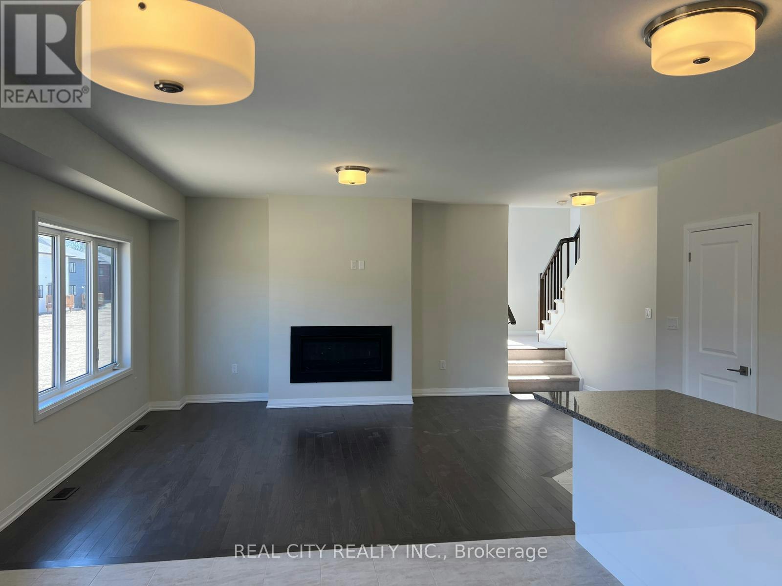 3047 Sandy Acres Avenue, Severn, ON, L3V 8R3 - 10