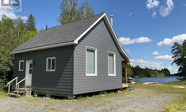 590 Clear Lake Road