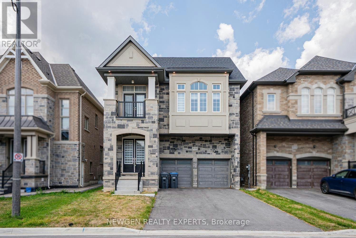 68 Stowmarket Street, Caledon, ON, L7C 3Y5