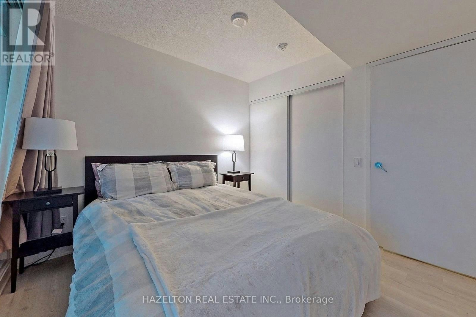 2510-70 Queens Wharf Road, Toronto, ON, M5V 0J2 - 17