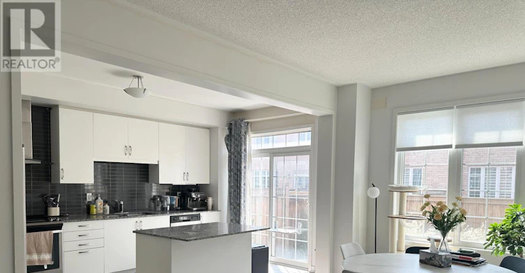 25 Avonmore Trail, Vaughan, ON, L6A 4Y4 - 6