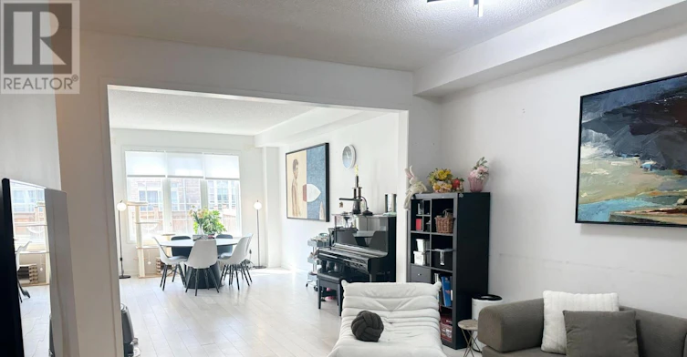 25 Avonmore Trail, Vaughan, ON, L6A 4Y4 - 4
