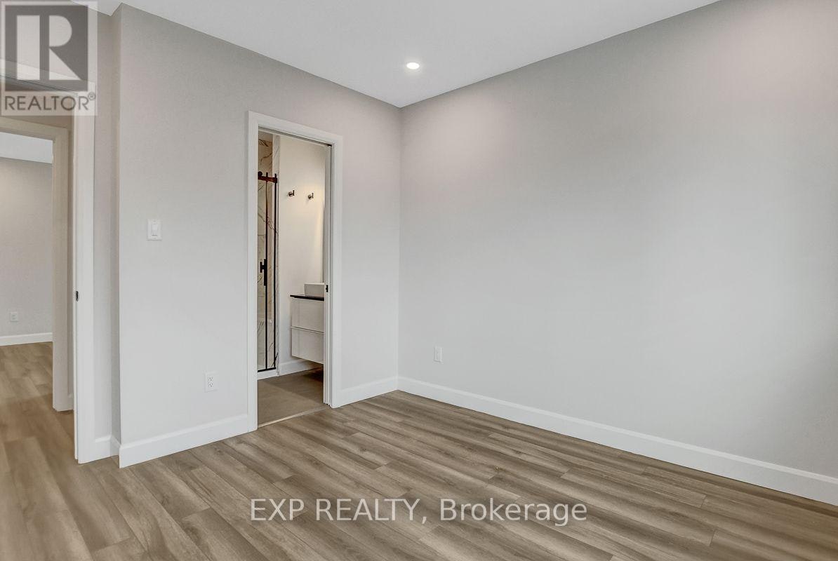 B1-361 Whitby Avenue, Ottawa, ON, K2A 0B3 - 23