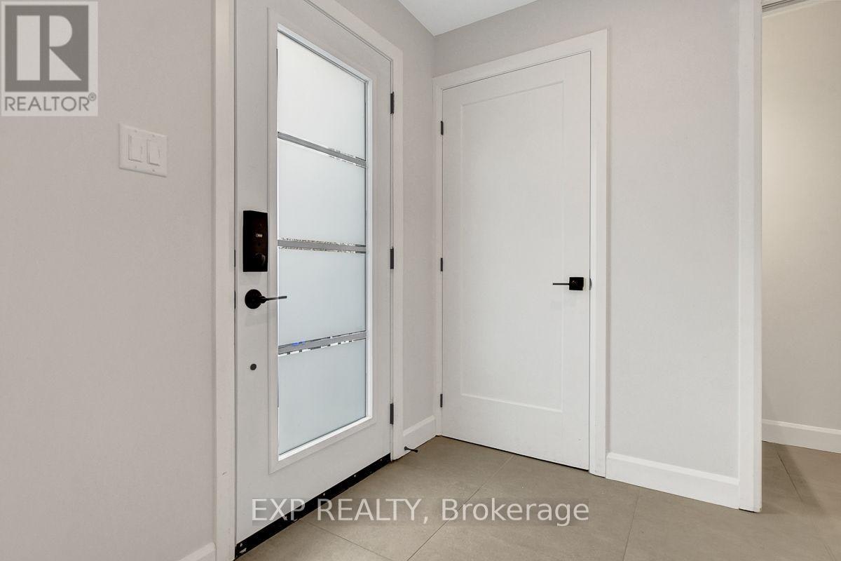 B1-361 Whitby Avenue, Ottawa, ON, K2A 0B3 - 4