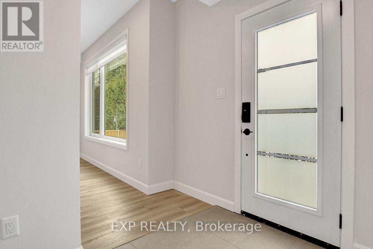B1-361 Whitby Avenue, Ottawa, ON, K2A 0B3 - 5