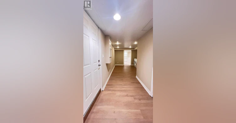 1534 Hollywell Avenue, Mississauga, ON, L5N 4P5 - 7