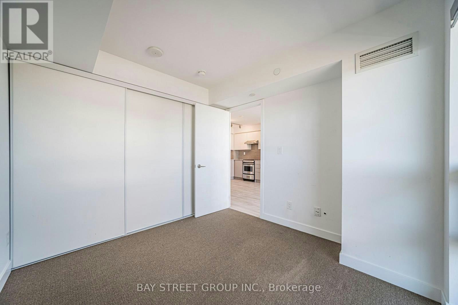 1020-160 Flemington Road, Toronto, ON, L5V 1J1 - 44