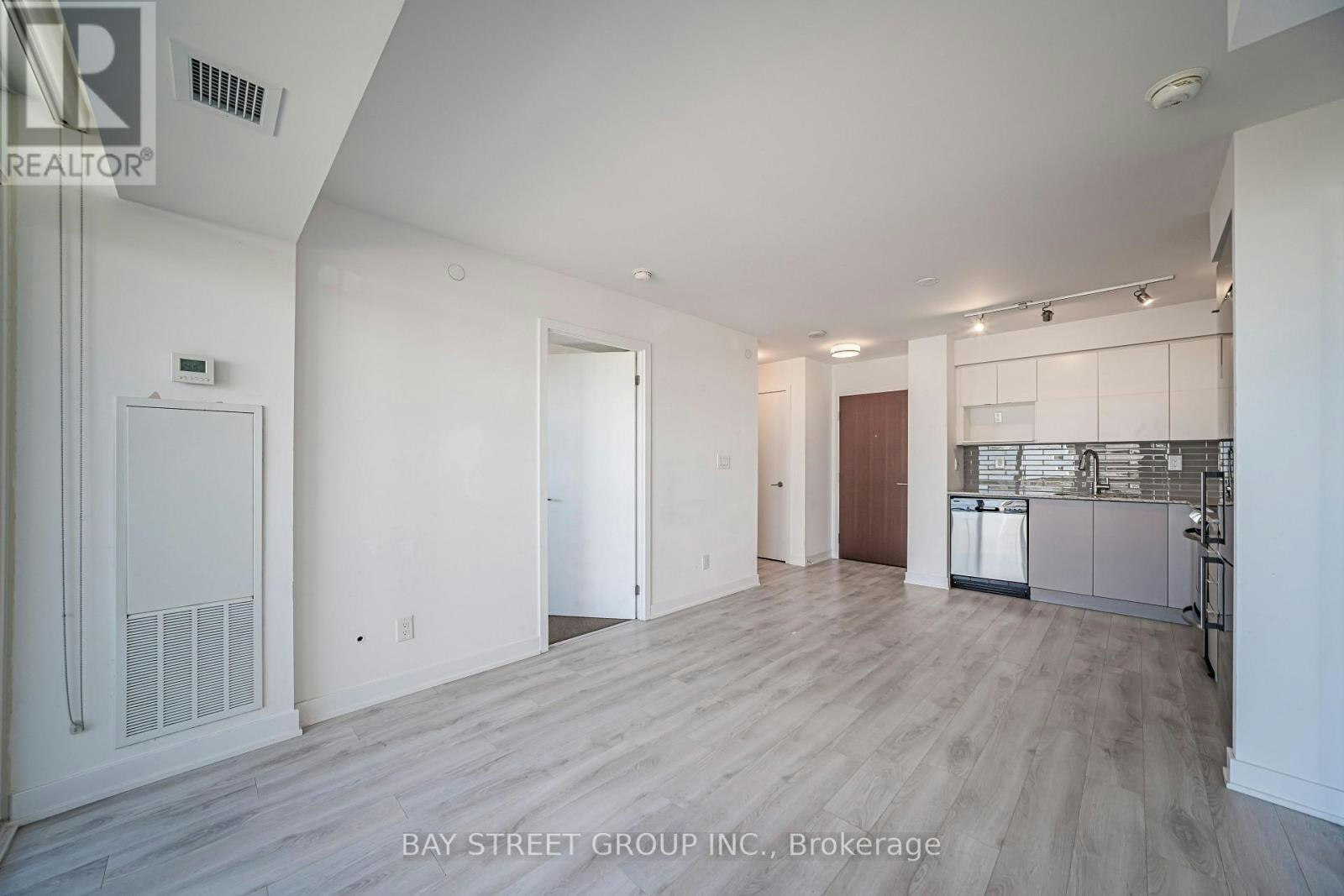 1020-160 Flemington Road, Toronto, ON, L5V 1J1 - 31