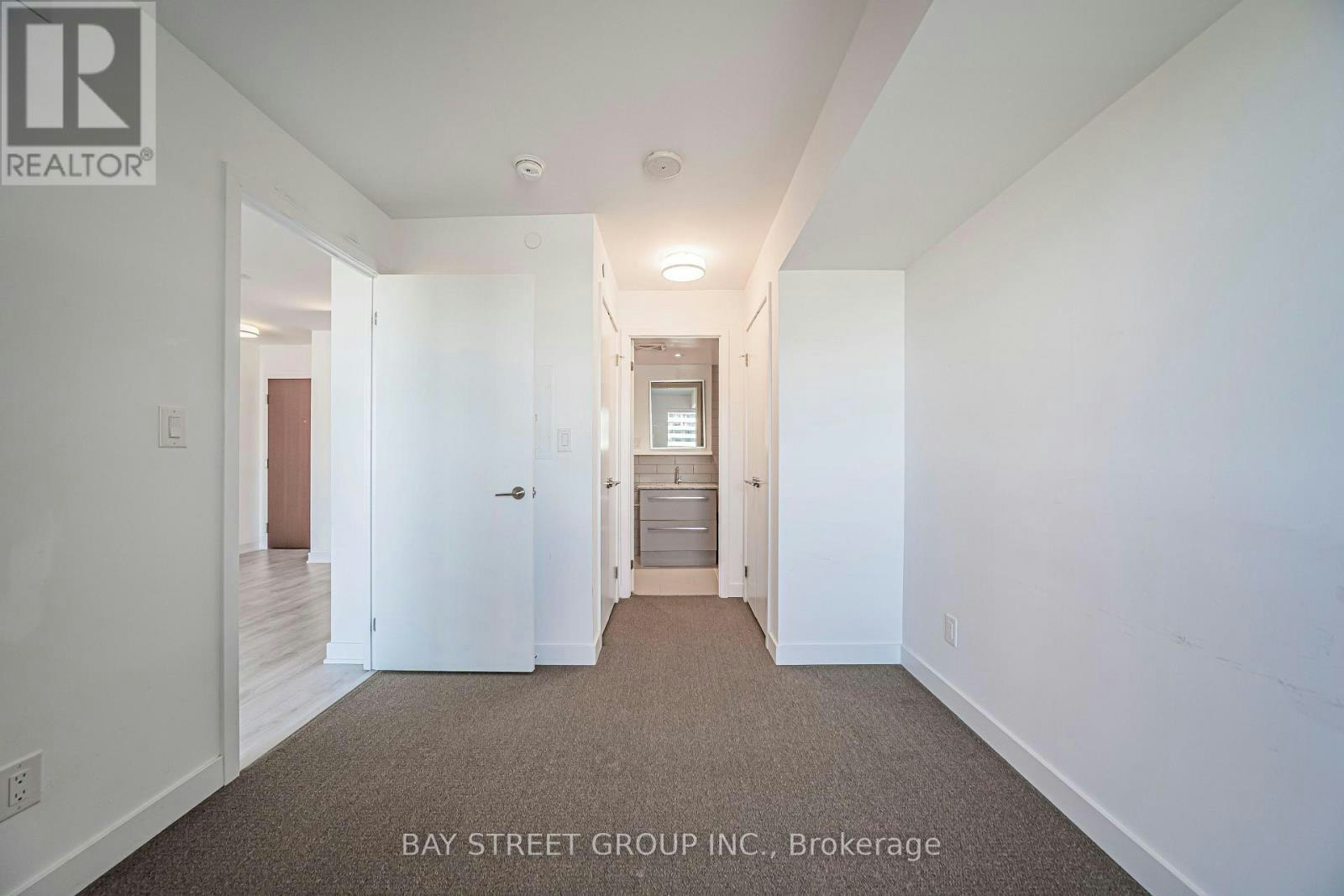 1020-160 Flemington Road, Toronto, ON, L5V 1J1 - 36