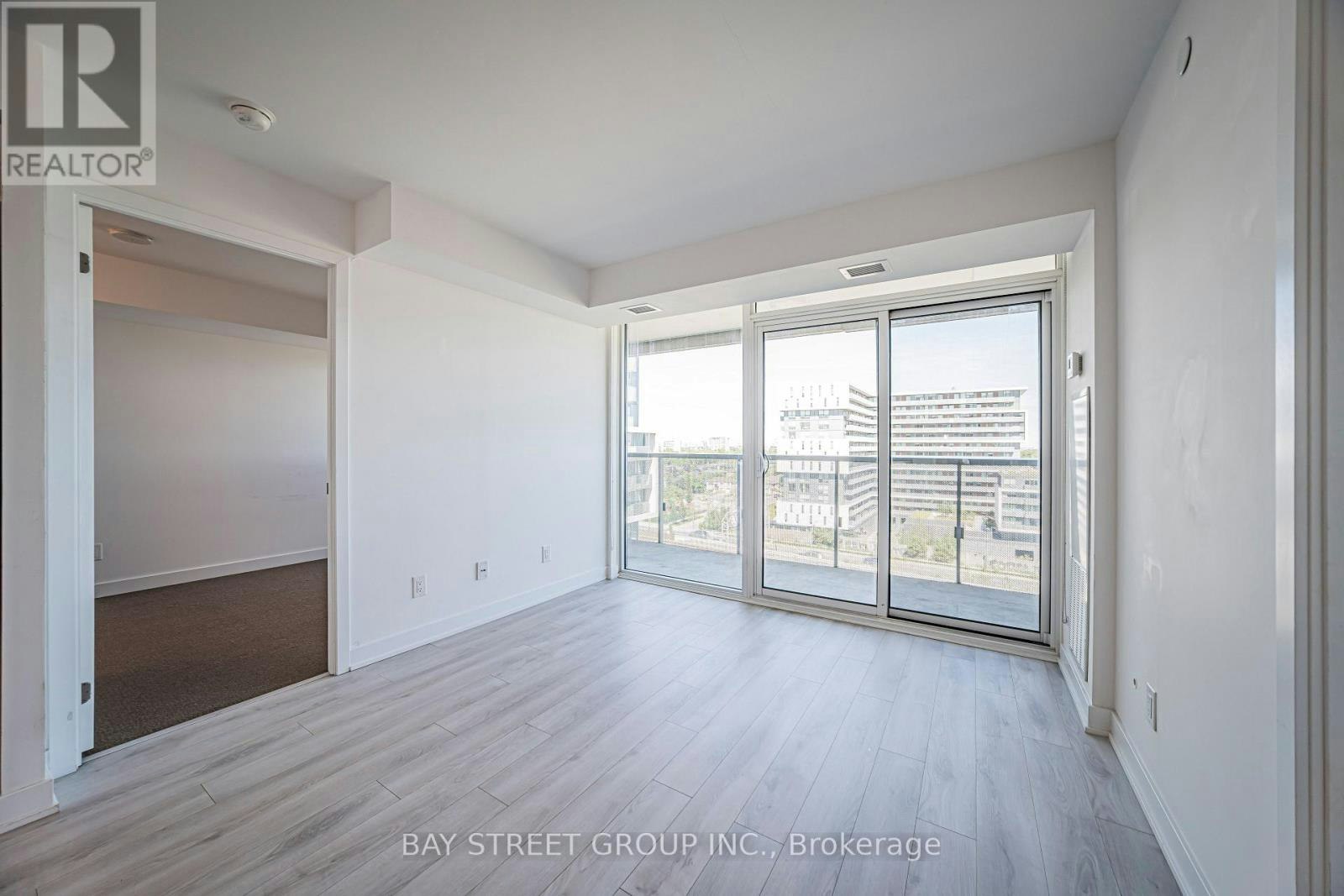 1020-160 Flemington Road, Toronto, ON, L5V 1J1 - 27