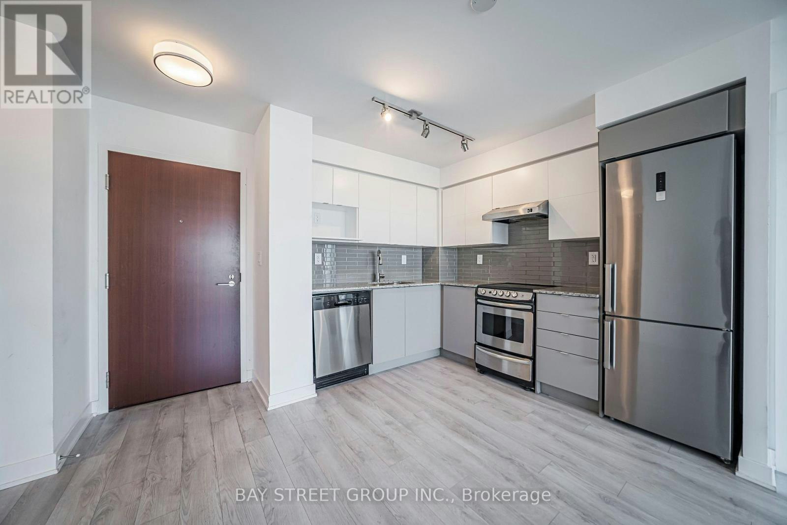 1020-160 Flemington Road, Toronto, ON, L5V 1J1 - 23
