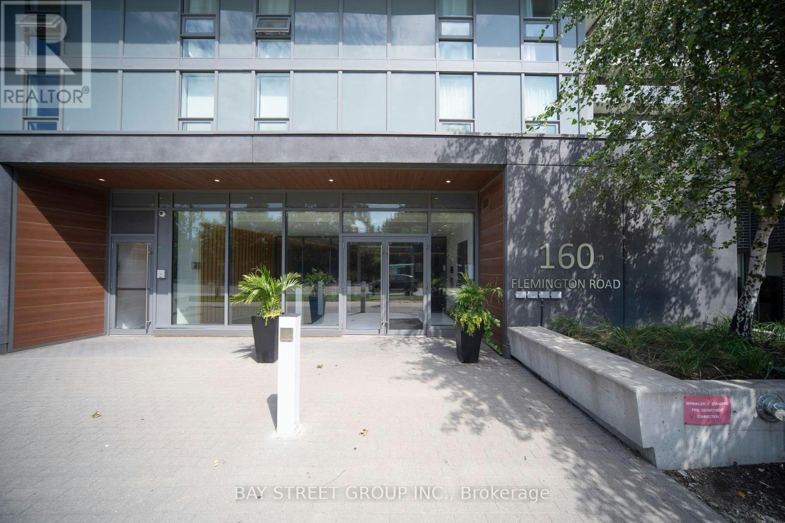 1020-160 Flemington Road, Toronto, ON, L5V 1J1 - 3