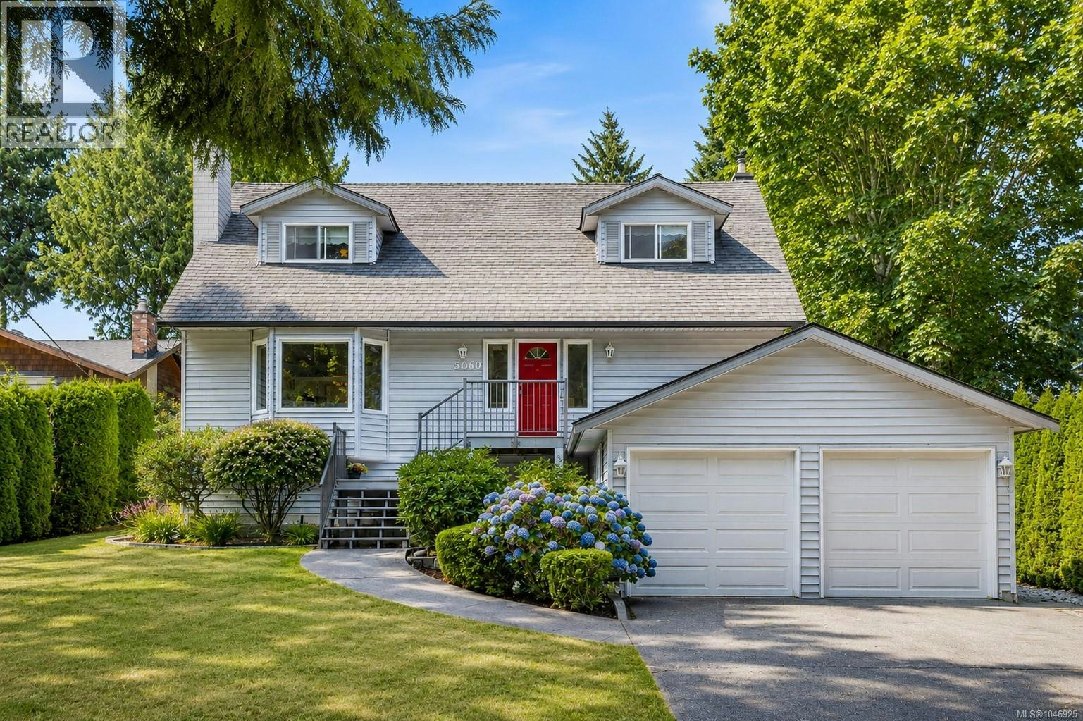 5060 Del Monte Avenue, Saanich, BC, V8Y 1W8