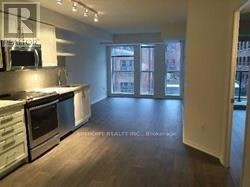 820-400 Adelaide Street E, Toronto, ON, M5A 1N4 - 9