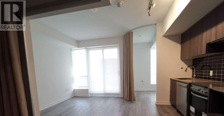 5101-395 Bloor Street E, Toronto, ON, M4W 0B4 - 2