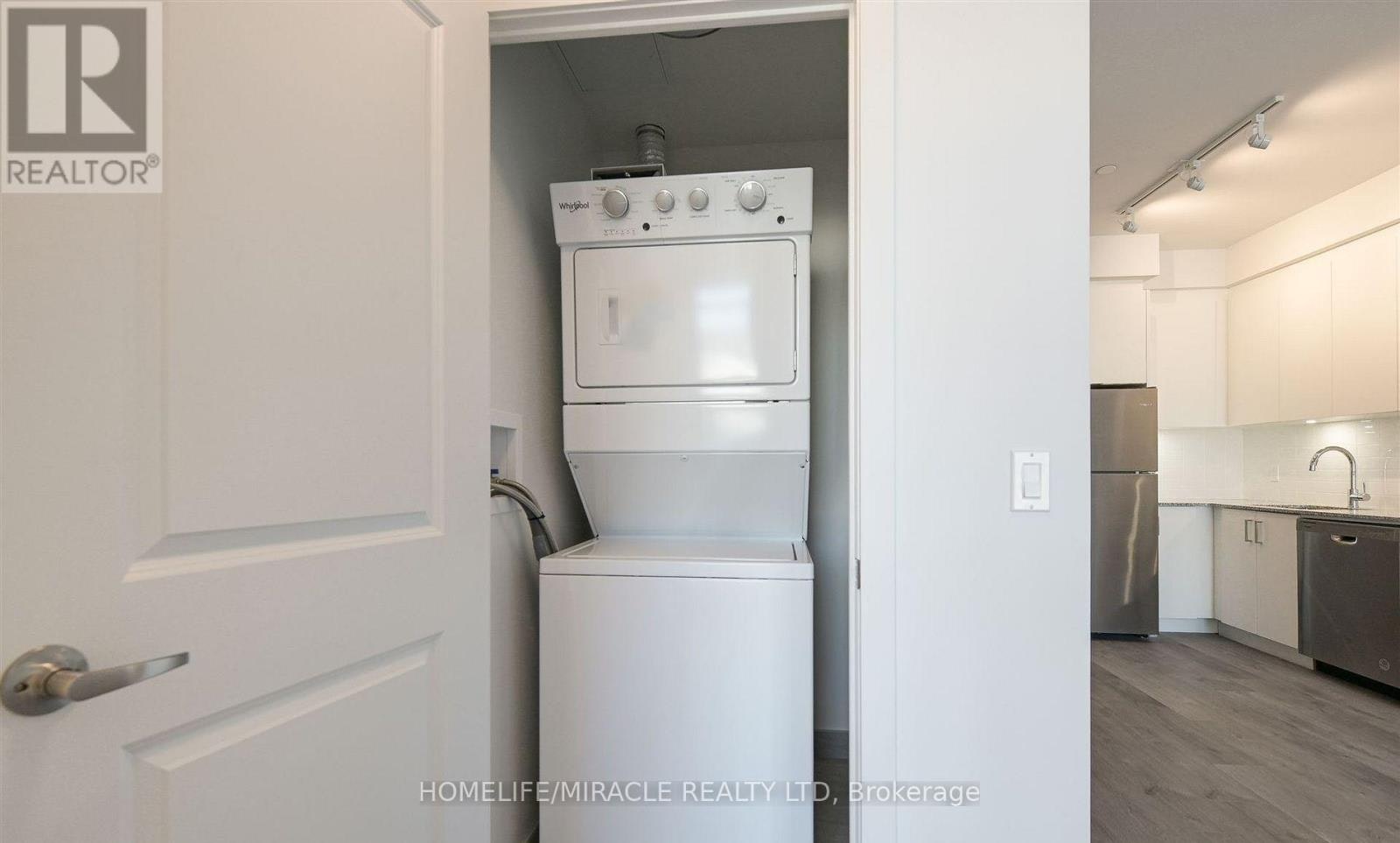 220-1010 Dundas Street E, Whitby, ON, L1N 2K2 - 13