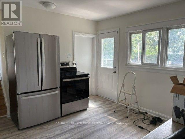 92 Lotta Avenue, Ottawa, ON, K2G 2B7 - 6