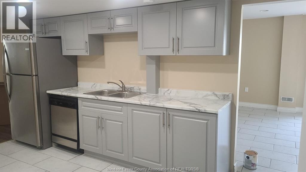 LOWER-4537 Fontana Avenue, Windsor, ON, N9G 3C8 - 6