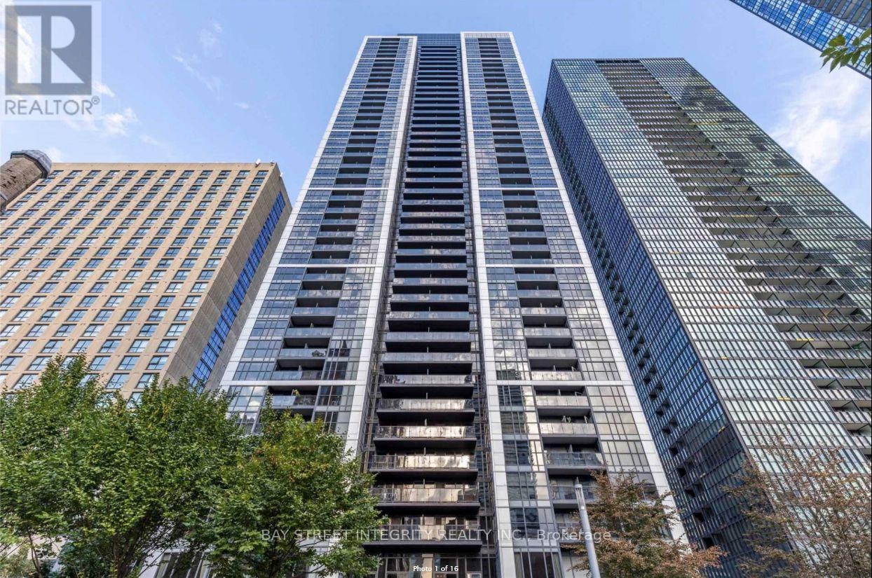 1705-28 Ted Rogers Way, Toronto, ON, M4Y 2J4