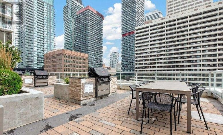 1505-33 Helendale Avenue, Toronto, ON, M4R 0A4 - 21