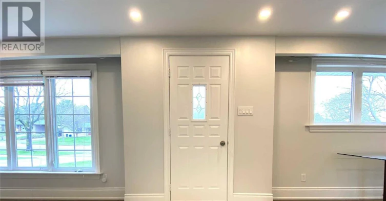 165 Orchard Heights Boulevard, Aurora, ON, L4G 3A3 - 2