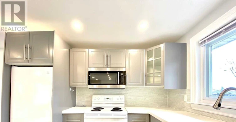165 Orchard Heights Boulevard, Aurora, ON, L4G 3A3 - 8