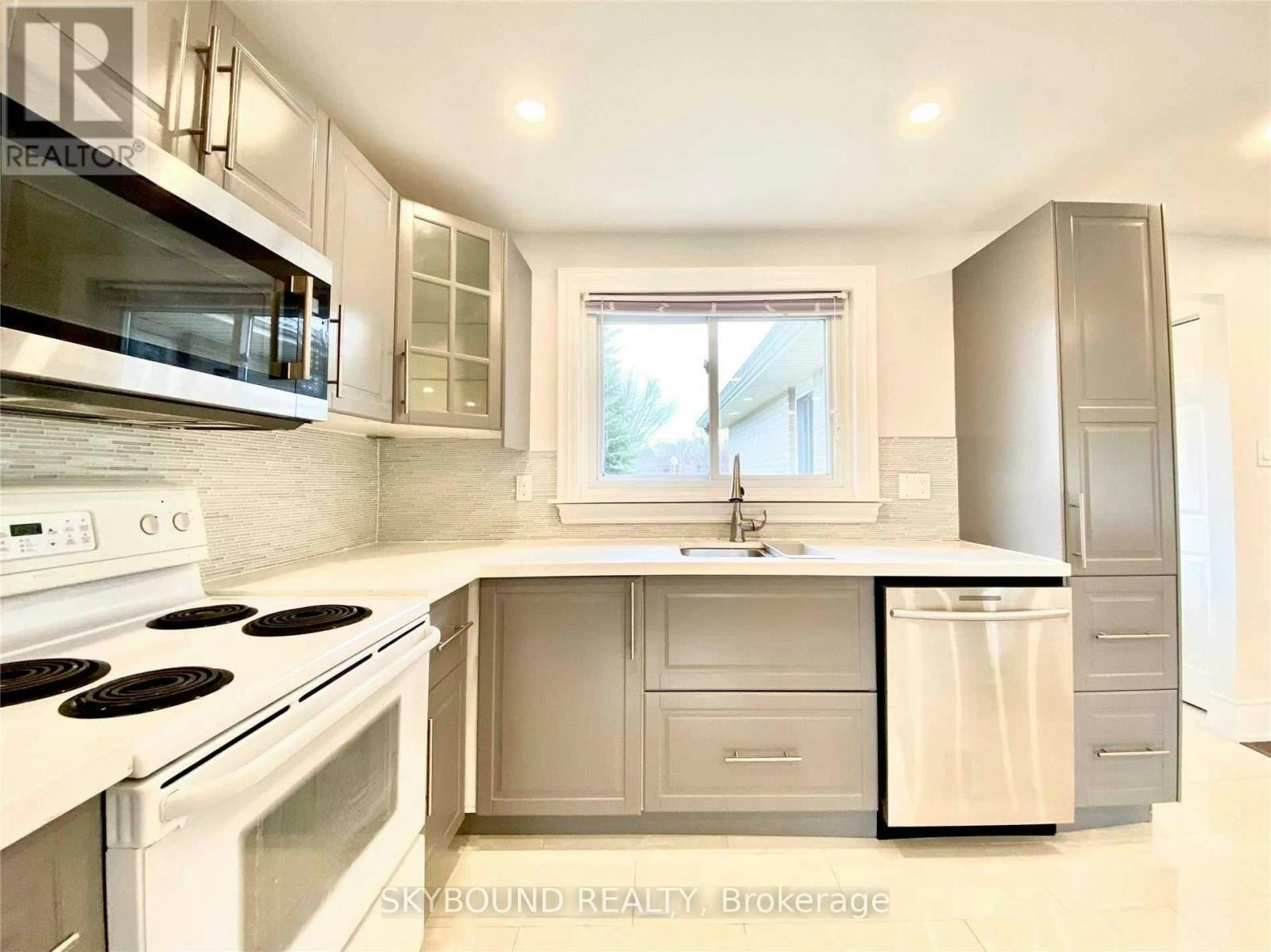 165 Orchard Heights Boulevard, Aurora, ON, L4G 3A3 - 10
