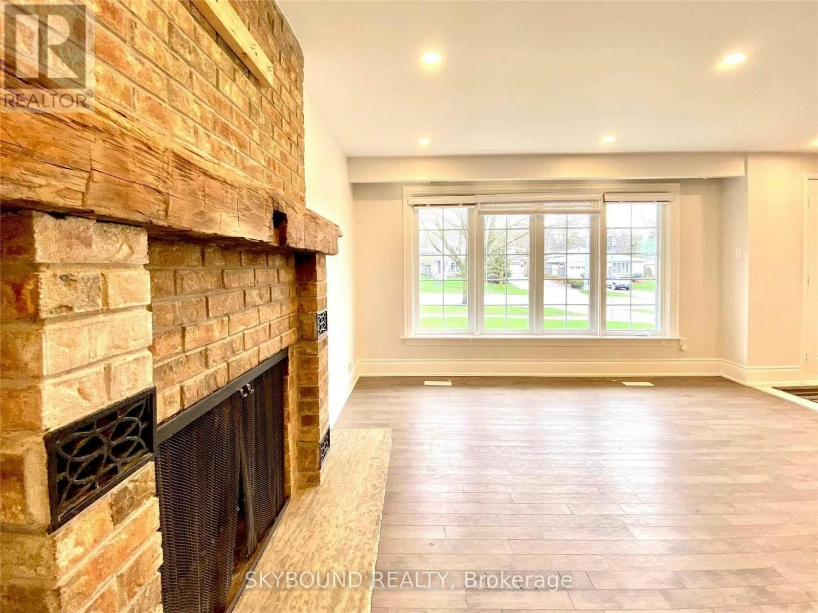 165 Orchard Heights Boulevard, Aurora, ON, L4G 3A3 - 5