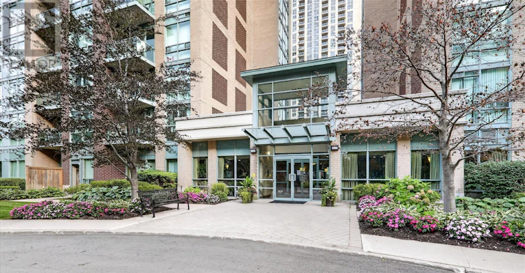 908-7 Michael Power Place, Toronto, ON, M9A 0A4 - 40