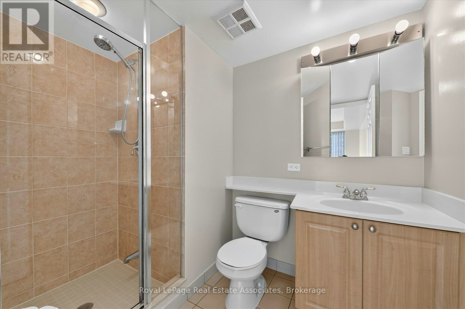 908-7 Michael Power Place, Toronto, ON, M9A 0A4 - 17