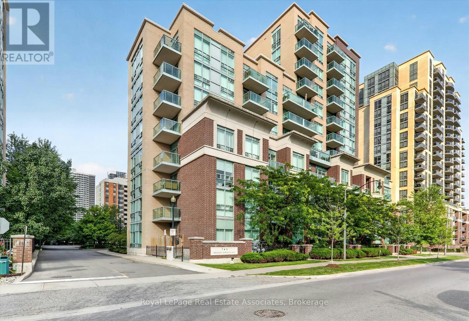 908-7 Michael Power Place, Toronto, ON, M9A 0A4 - 37