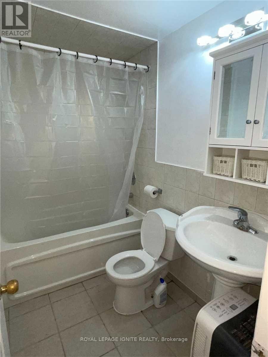 84 Don Minaker Drive, Brampton, ON, L6P 1R7 - 10