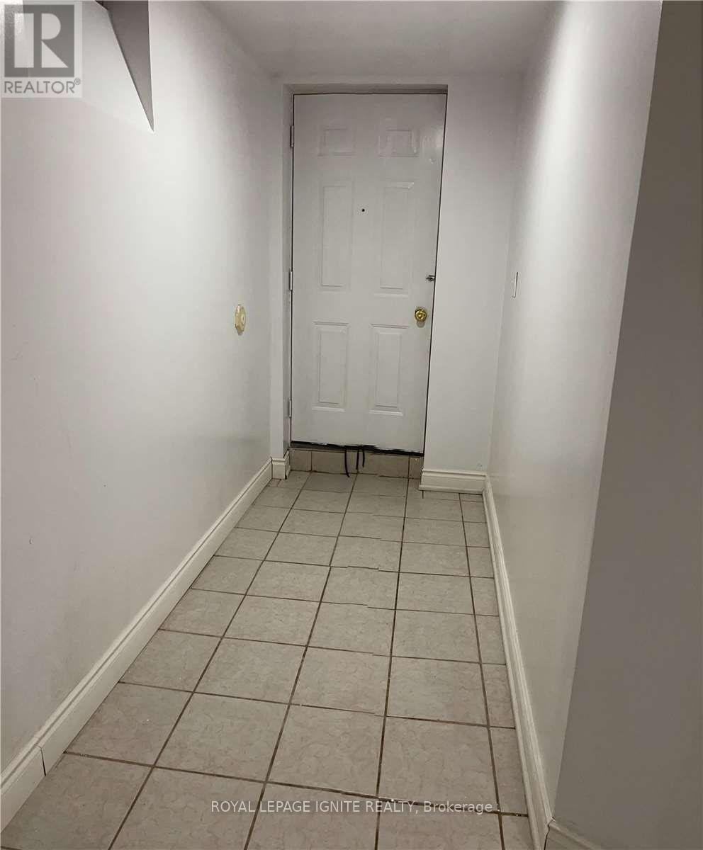 84 Don Minaker Drive, Brampton, ON, L6P 1R7 - 2